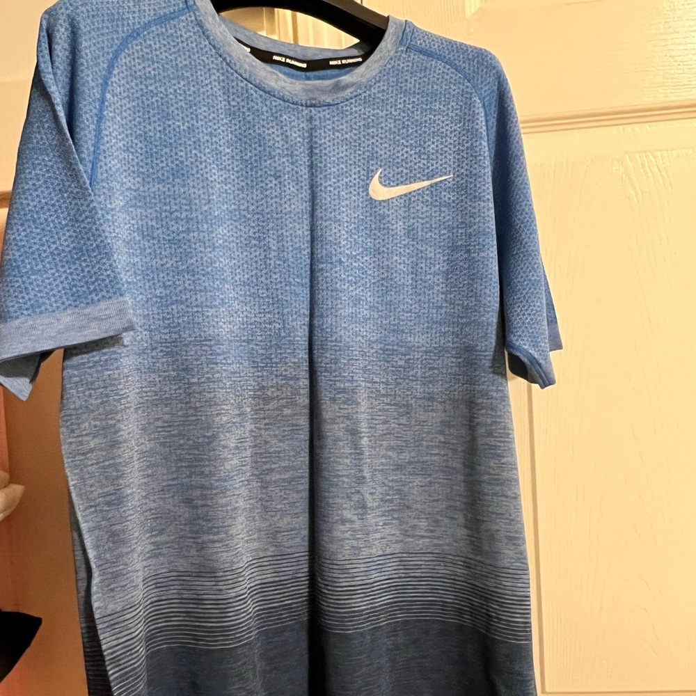 Nike dri-fit short sleeve running top